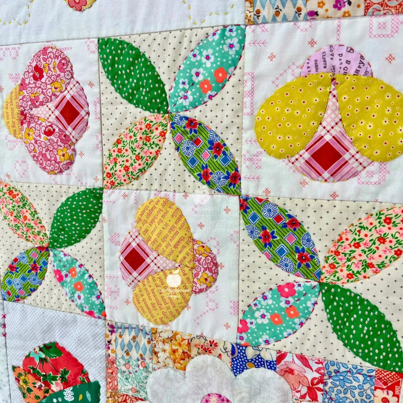 Meadowlicious Quilt PDF Applique Pattern Craftapalooza Designs