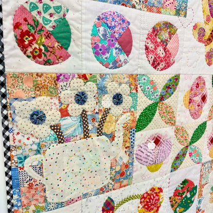 Meadowlicious Quilt PDF Applique Pattern Craftapalooza Designs