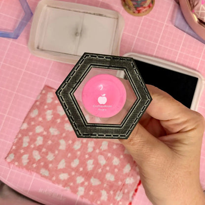 Apple-Lutely Pillow PDF Pattern (18in x 18in/45cm x 45cm) - Hand Sew Hexagons Without Papers 